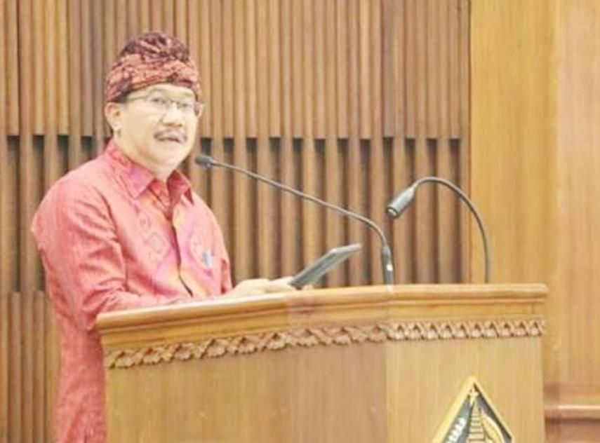 podiumnews.com-Pemprov Bali Sosialisasi SE Penggunaan Endek Bali ke Pimpinan Instansi dan Lembaga 